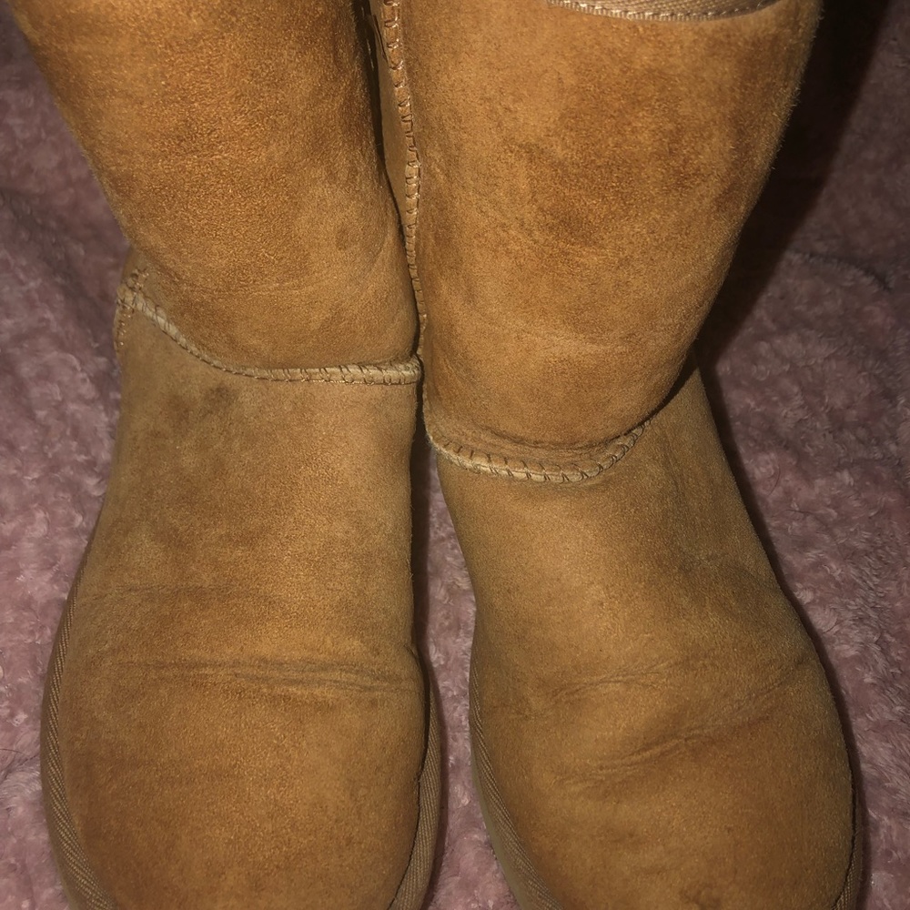 Ugg Classics Ii - image 3